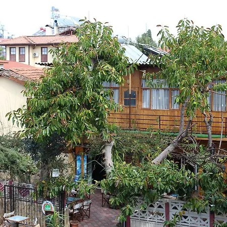 Lazer Hotel